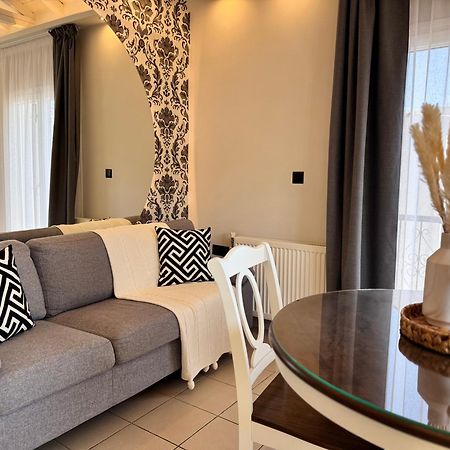 Orianna Suites Skiathos Екстериор снимка